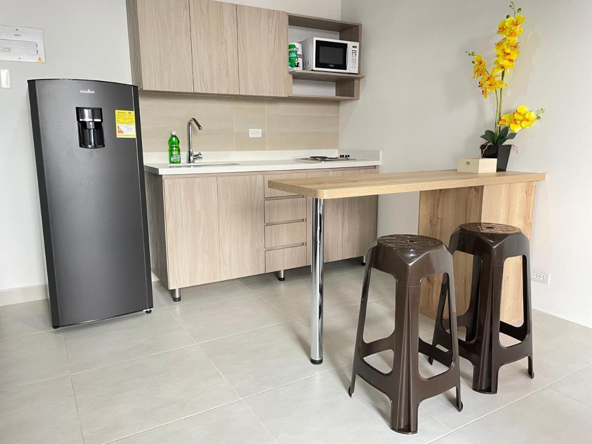 Apartamento En Laurels Medellin Exterior photo